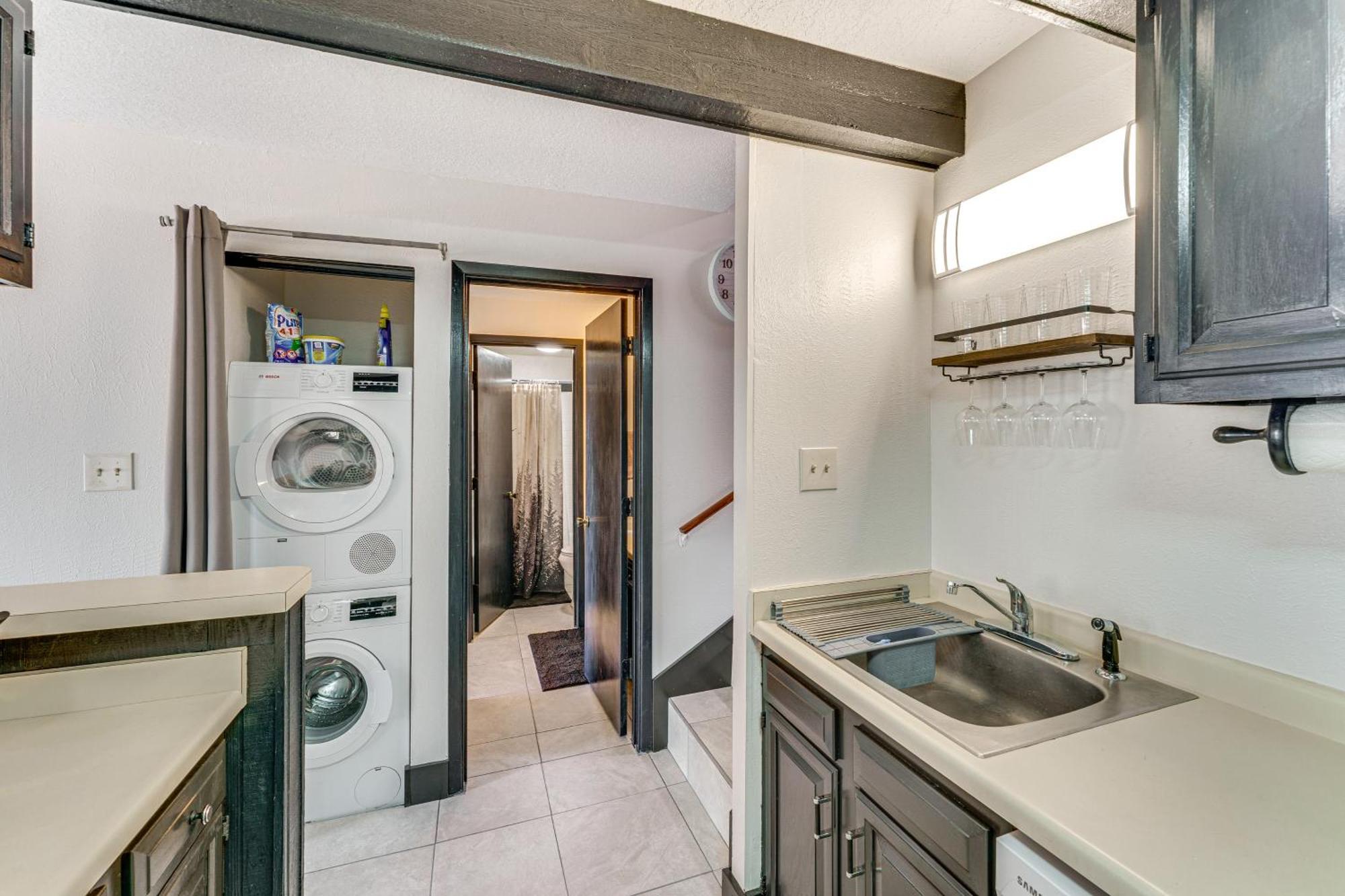 Angel Fire Mountain Condo Steps To Ski Resort! Luaran gambar