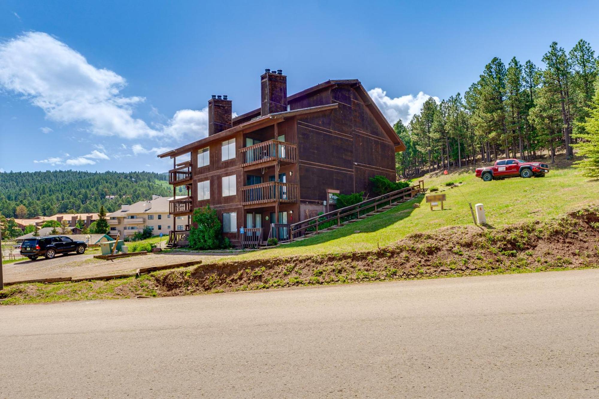 Angel Fire Mountain Condo Steps To Ski Resort! Luaran gambar