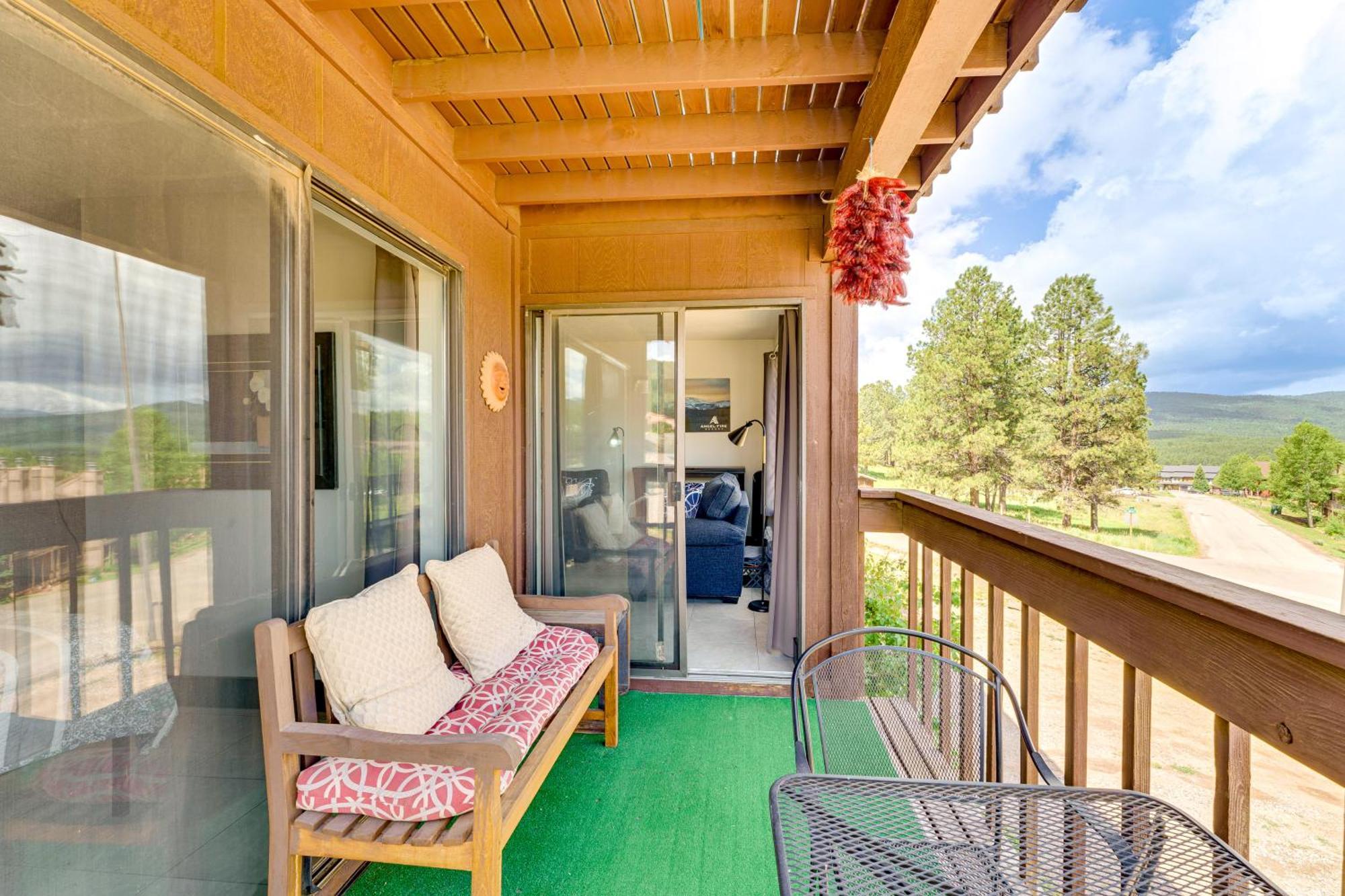 Angel Fire Mountain Condo Steps To Ski Resort! Luaran gambar